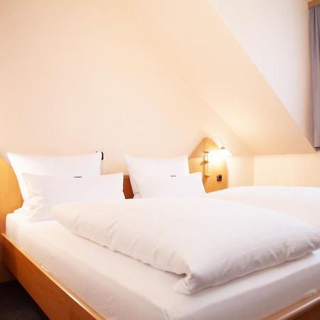 Hotel Lonac Duisburg Exterior photo